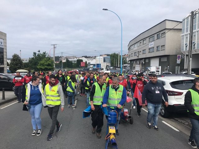 Piquetes informativos de trabajadores en huelga en el sector del metal en la provincia de A Coruña