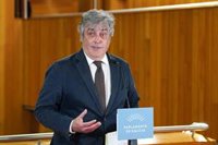 Investidura.- Una indisposición del portavoz del PPdeG obliga a trasladarlo al hospital y será sustituido por Tellado