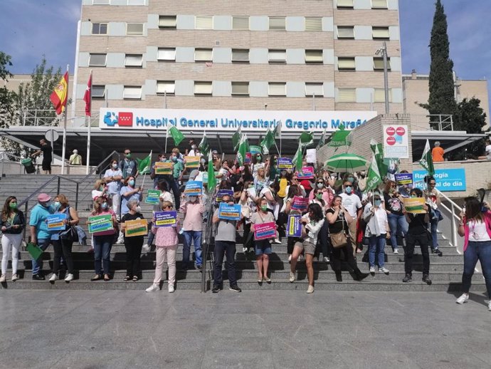 Los profesionales de la Enfermería se han concentrado en el Día Internacional de la Enfermería