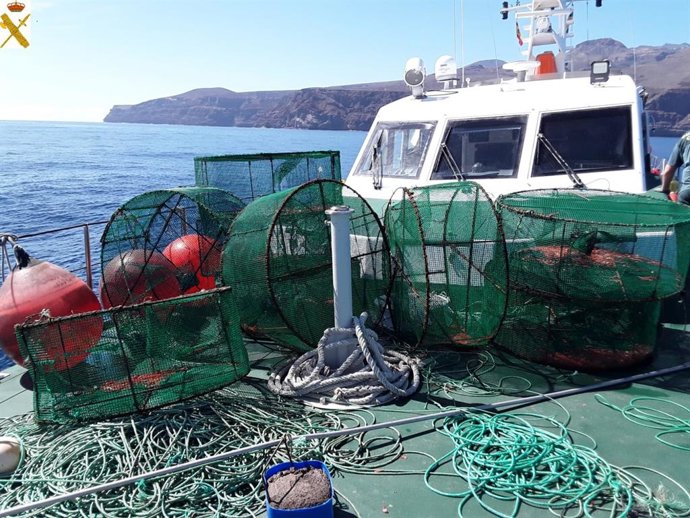 Nasas intervenidas con camarones en el sur de La Gomera