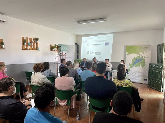 Reunión en Galisteo de los municipios integrados en el Edusi 'Plasencia y entorno'