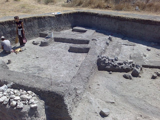  Excavación arqueológica en Aktopraklik