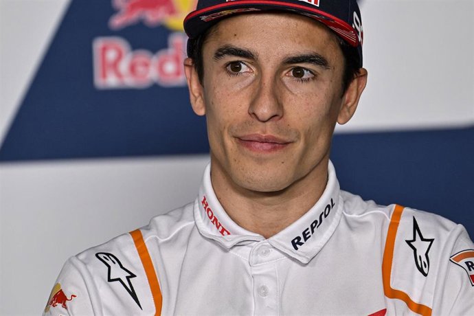 Archivo - El piloto español Marc Márquez durante una rueda de prensa
