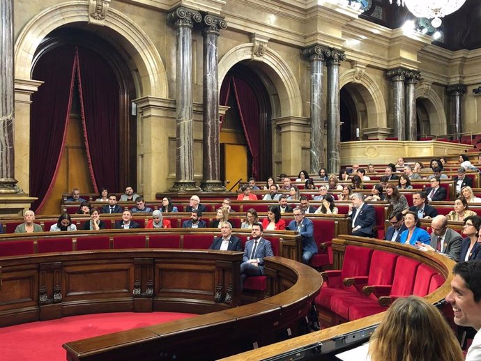 Pleno del Parlament el 12 de mayo.