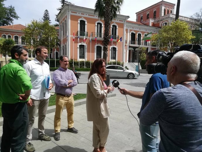 La formación provincial Por Huelva (XH) ha registrado en la Junta Electoral Provincial de Huelva su candidatura para concurrir a las próximas elecciones al Parlamento de Andalucía del 19 de junio.