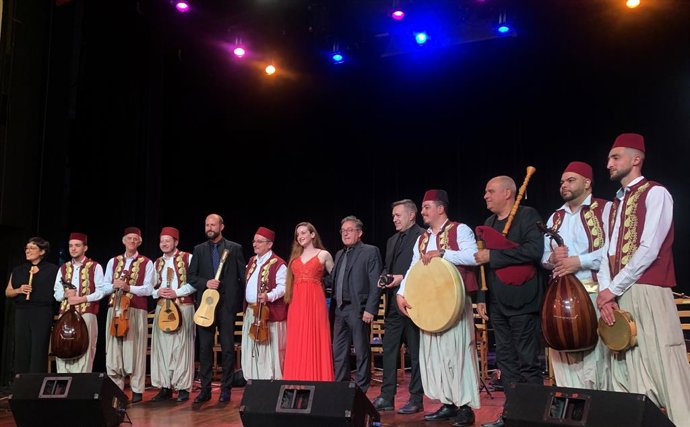 Capella de Ministrers y el Ensemble Ibn Badja en el Teatro Regional de Orán (Argelia).