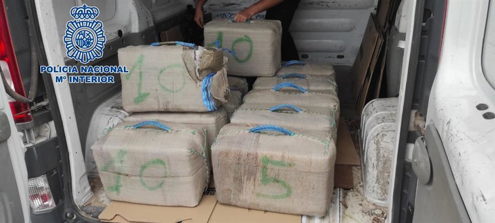 La Policía Nacional detiene a un hombre que transportaba 360 kilos de hachís desde Fuerteventura a Gran Canaria