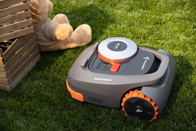 Segway Navimow Robotic Lawnmower