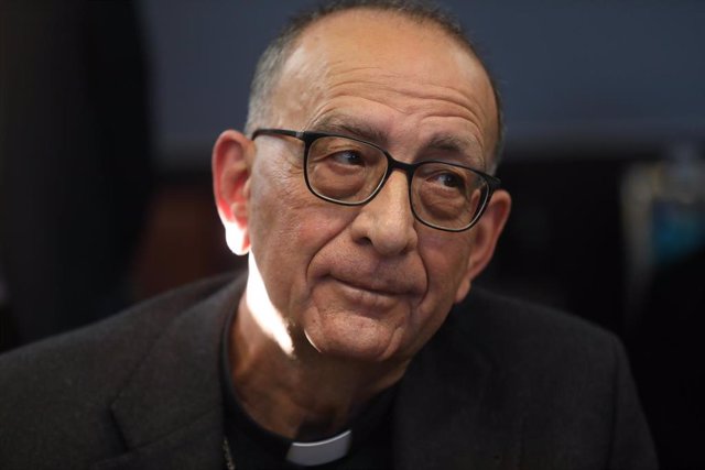 Archivo - El presidente de la Conferencia Episcopal, el cardenal Juan José Omella