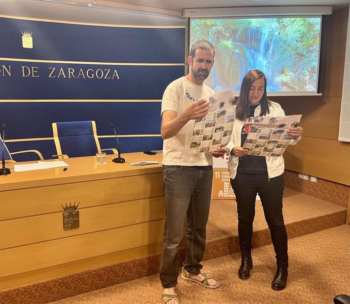 Presentación del folleto de turismo fluvial en la provincia de Zaragoza.