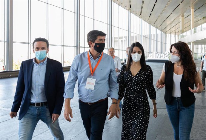 Archivo - De izquierda a derecha, Edmundo Bal, Juan Marín, Inés Arrimadas y Rocío Ruiz, en Sevilla en una imagen de septiembre de 2021.