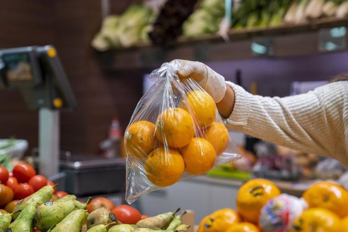 Una paradeta de fruita al Mercat de la Llibertat de Barcelona