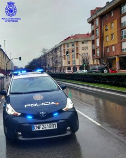 Coche de la Policía Nacional en Santander