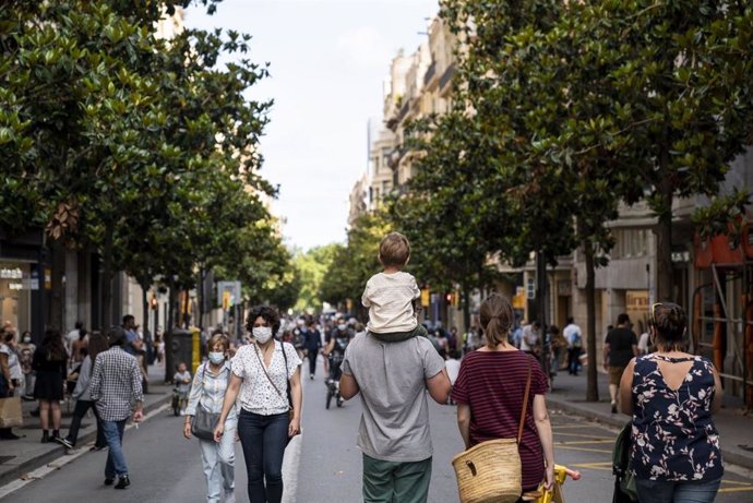 Les botigues de Barcelona recuperen aquest mes de maig les mostres i fires als carrers de la ciutat