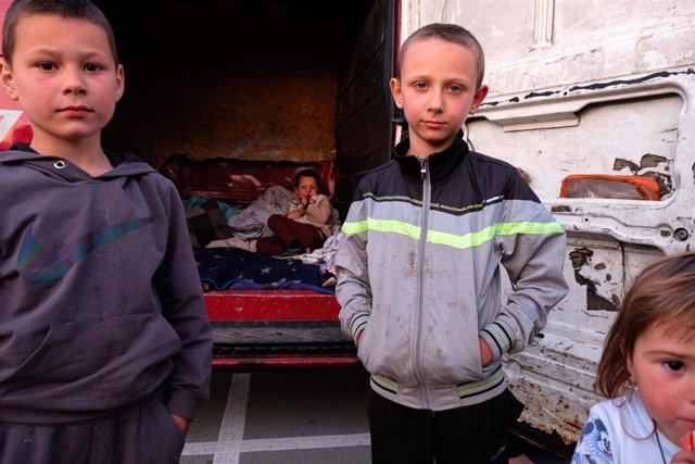Niños ucranianos refugiados en Zaporiyia