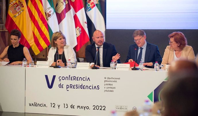 La presidenta de la Diputació de Barcelona, Núria Marín, en la cinquena Conferncia de Presidncies de Diputacions Provincials, Cabildos i Consells Insulars
