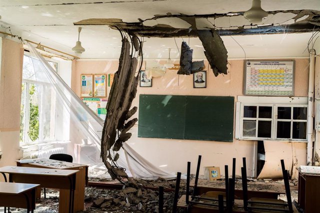 Escuela atacada en Ucrania