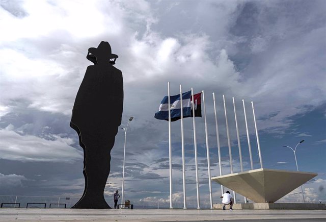 Archivo - Monumento a Sandino en Managua, Nicaragua