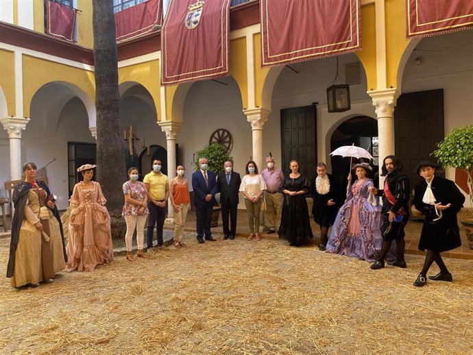 Archivo - Presentación de la anterior edición del Mercado Barroco de Olivares