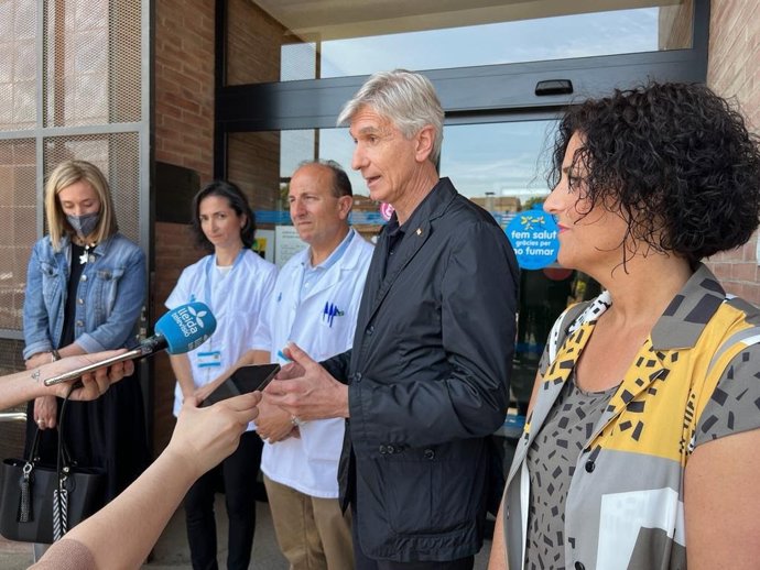 El conseller de Salud, Josep Maria Argimon, en Almacelles (LLeida)