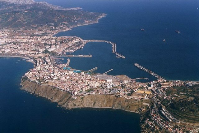 Archivo - Vista aérea de Ceuta en una imagen de archivo