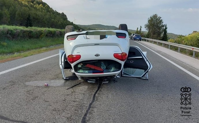 Accidente de tráfico en la AP-15, en Pueyo.