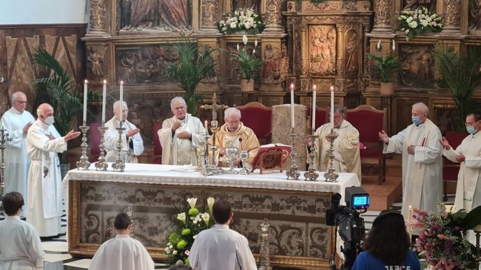 La Diócesis de Tarazona celebra una eucaristía por la reapertura de la Colegiata de Calatayud.