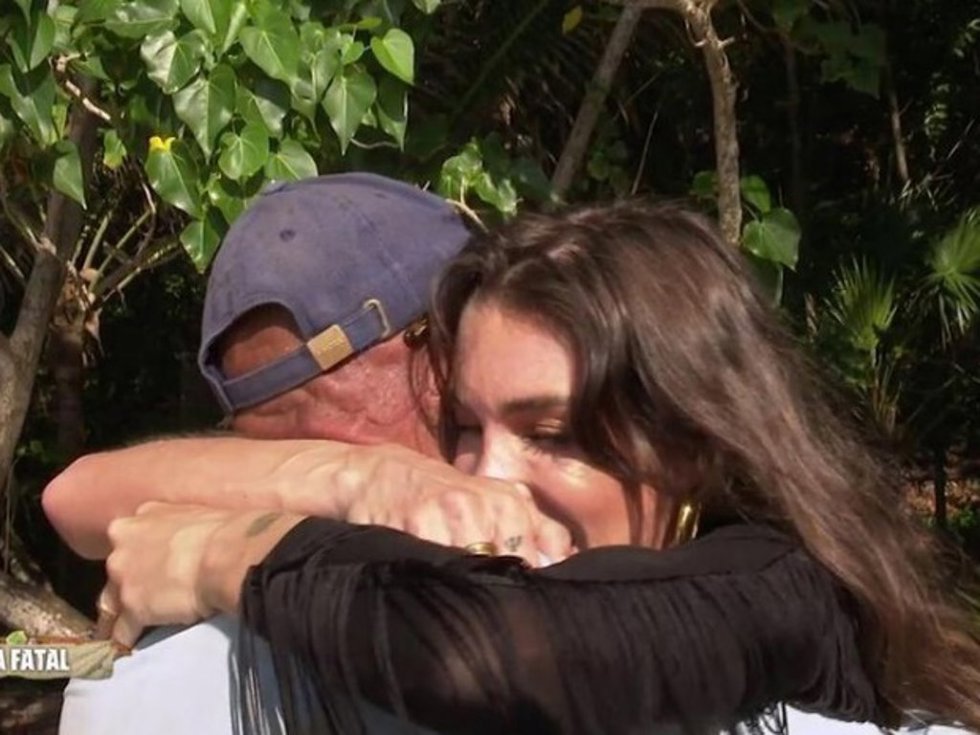 Kiko Matamoros y Marta López, fundidos en un interminable abrazo durante su reencuentro