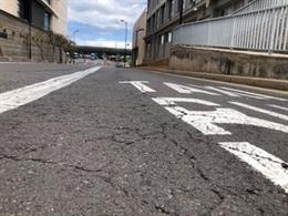 Firme deteriorado del 'carril bus' de Santa Cruz de Tenerife