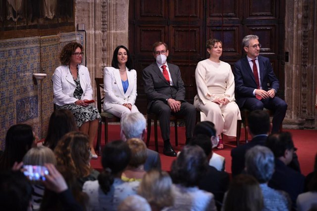 Presa de possessió dels nous consellers en el Palau de la Generalitat