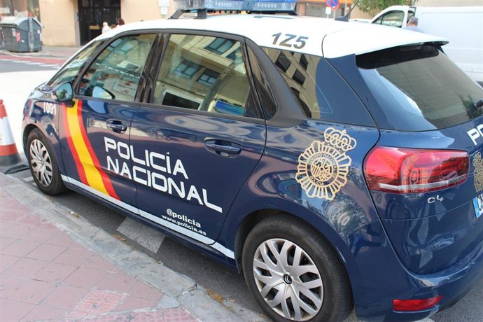 Coche de policía nacional.
