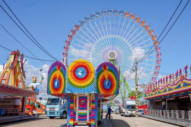 Atracciones en la Feria de Sevilla.