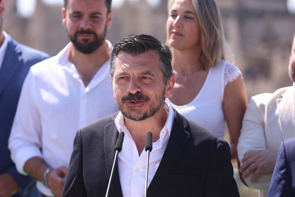 El vicesecretario general del PP de Andalucía y número 2 de la lista por Sevilla a las elecciones al Parlamento de Andalucía, Toni Martín, este lunes en la presentación de la candidatura. 