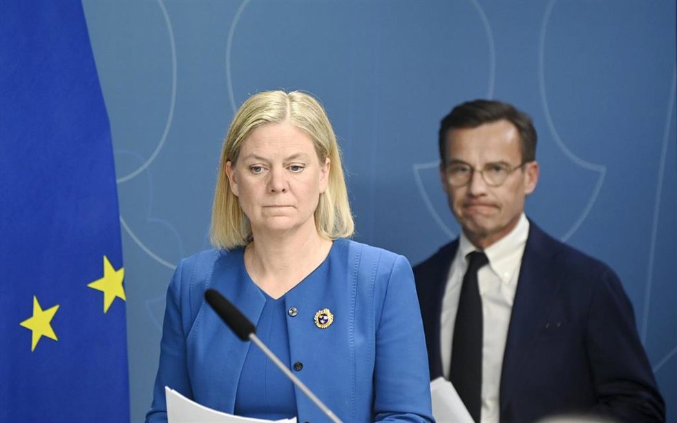 La primera ministra sueca, Magdalena Andersson, y el líder de la oposición, Ulf Kristersson.