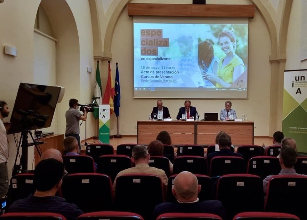Presentación de los Cursos de Verano 2022.