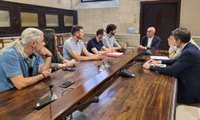 El comité del hangar de Ryanair y CCOO se reúnen con el alcalde de Sevilla por las reivindicaciones de la plantilla