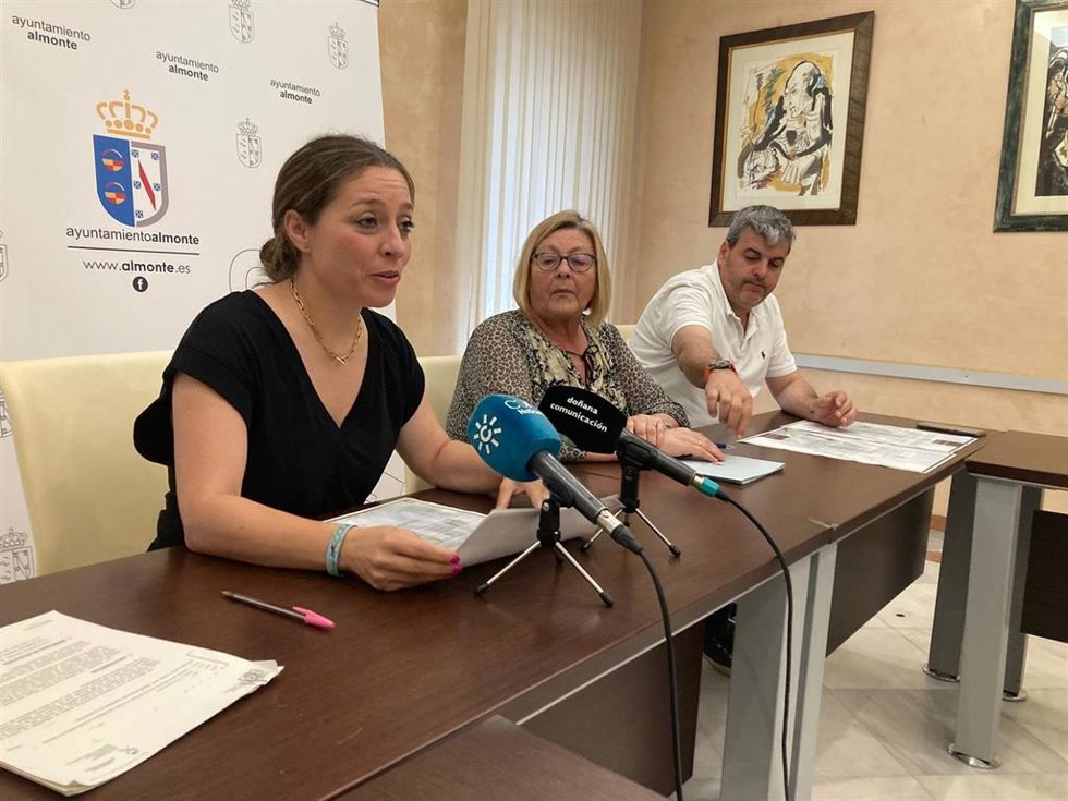 Rueda de prensa de la presentación del bando.