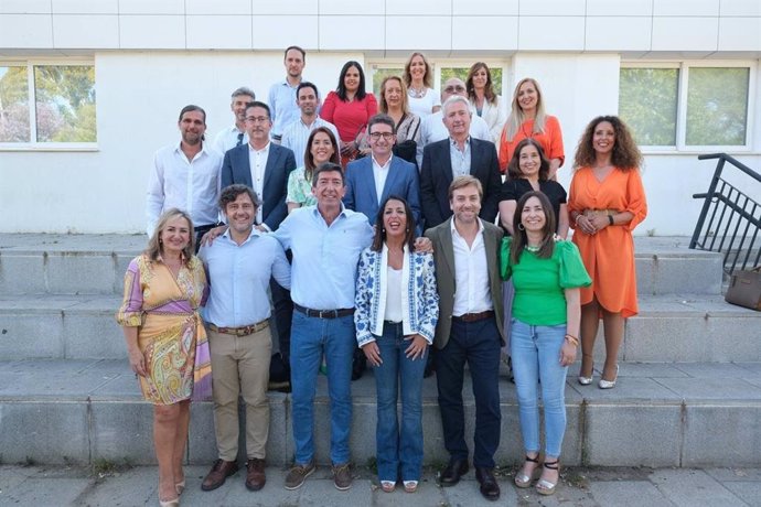 Marín con el resto de la candidatura de Sevilla