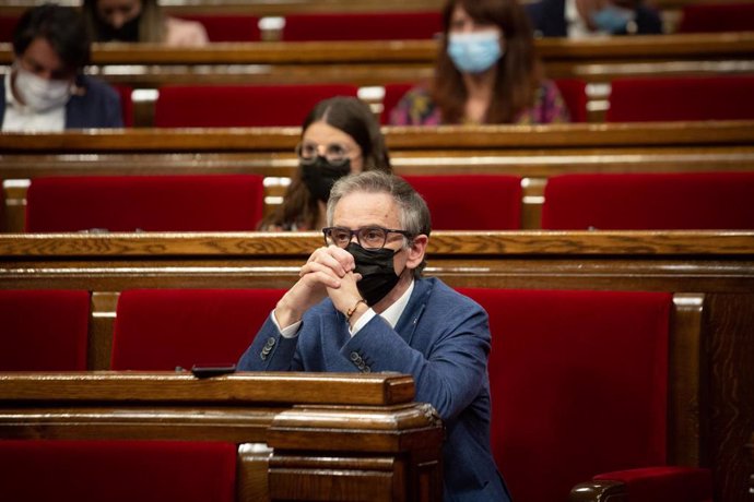 Archivo - El presidente del grupo parlamentario de ERC en el Parlament, Josep María Jové, durante una sesión en el Parlament de Cataluña, a 5 de octubre de 2021, en Barcelona, Cataluña (España). 