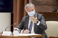 Franquis avisa de que el convenio de carreteras "hipoteca" a Canarias pues ya está comprometido el 79% de los fondos