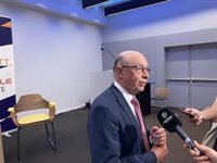 Cristóbal Montoro aboga por una bajada "selectiva" de impuestos para corregir la inflación
