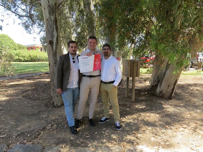 Ganadores del programa Explorer 'Jóvenes en Soluciones'