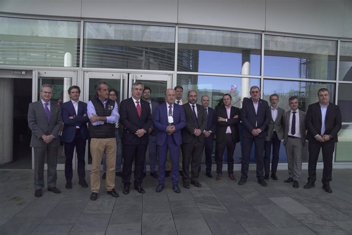 Agentes de la región implicados en la economía azul participan en el acto de constitución oficial de la Plataforma Blue Economy de Cantabria