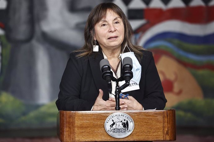 La ministra de Desarrollo Social y Familia de Chile, Jeanette Vega