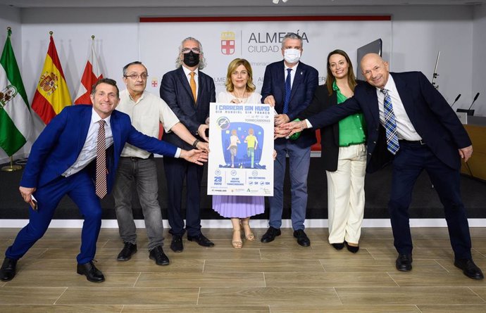 Presentación de la I Carrera sin humo de Almería.