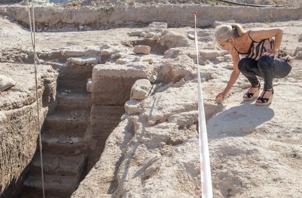 Del Pozo en la necrópolis de Osuna