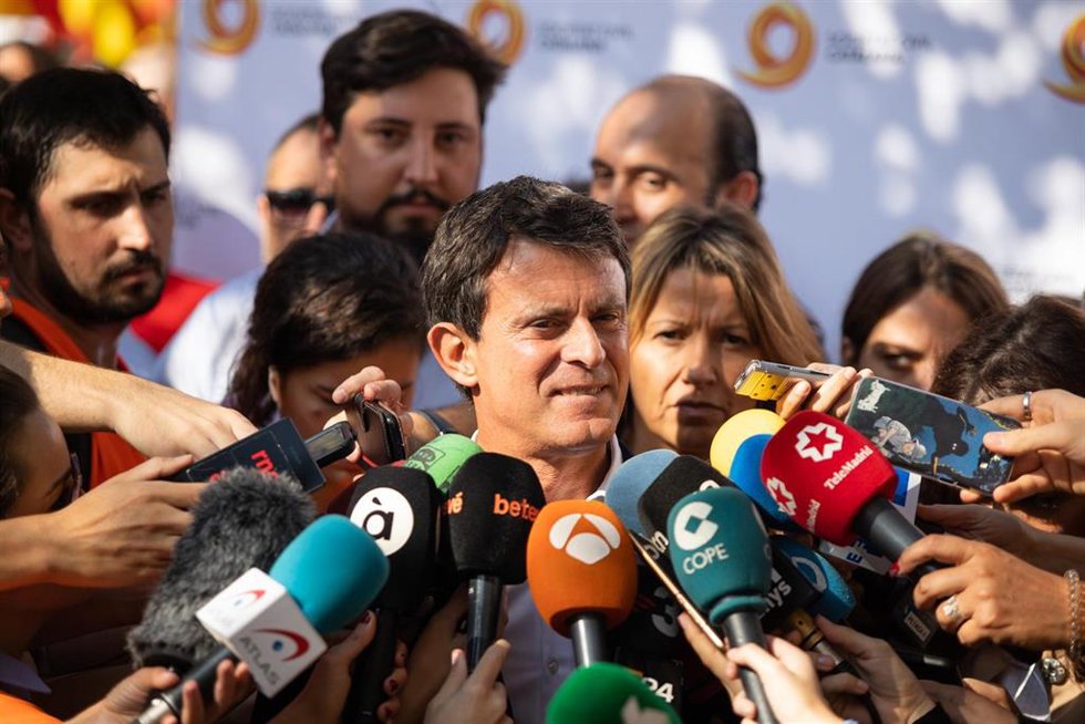 Archivo - El entonces líder de BCN Canvi en el Ayuntamiento de Barcelona y exprimer ministro francés, Manuel Valls.