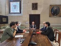 El Ayuntamiento de Sevilla y Save the Children refuerzan su colaboración en proyectos para la infancia más vulnerable