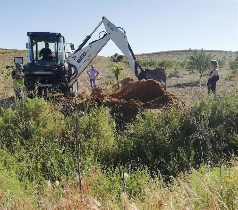 Labores de búsqueda de una fosa común en Los Cerralbos