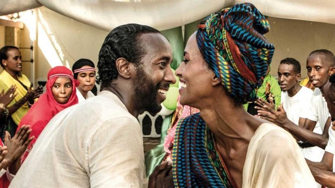 Fotograma de 'La mujer del enterrador'